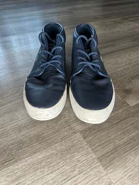 Lacoste Ampthill Mid Navy Leather Sneakers